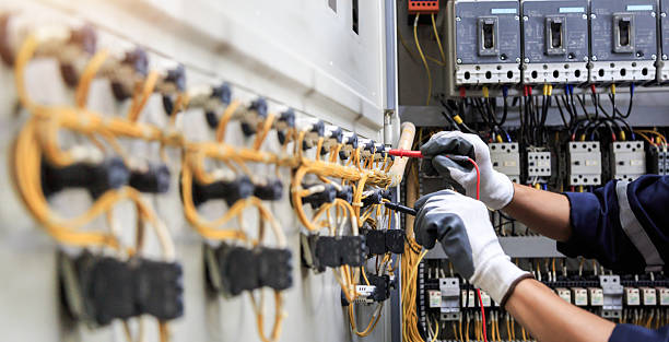 Professional Electrician technician working in Opa-locka, FL